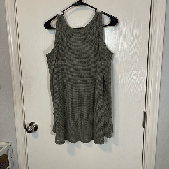 I.JOAH Cold Shoulder Sweater - Picture 5 of 5